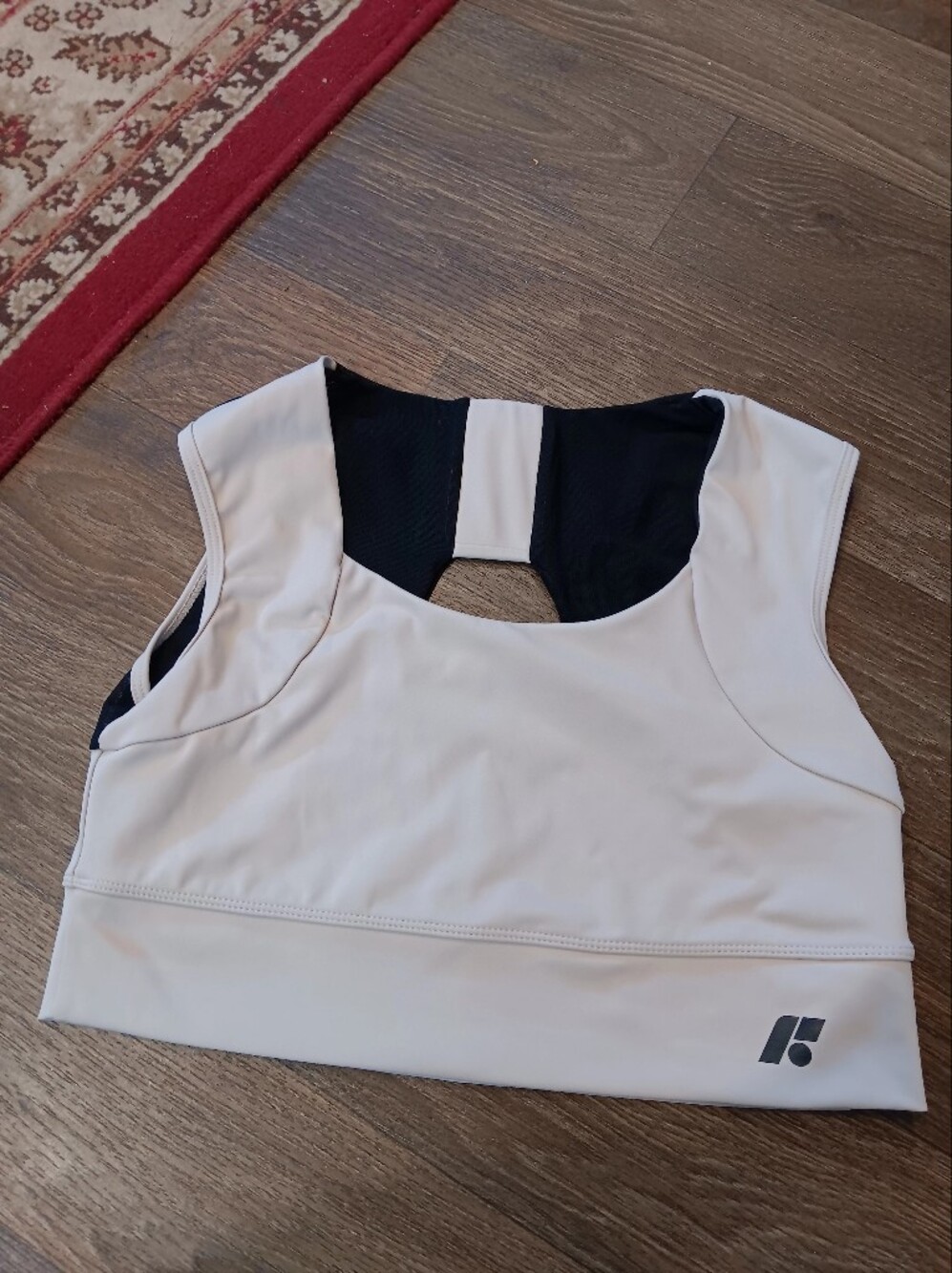 Forme Womens Sports Power Bra Posture Support Cream Size XXXL But Fit Sz XL